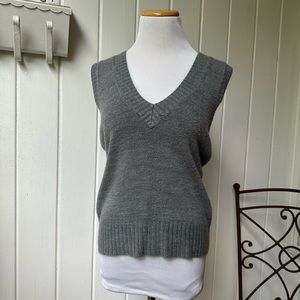 New York & Company Gray Sweater Vest
